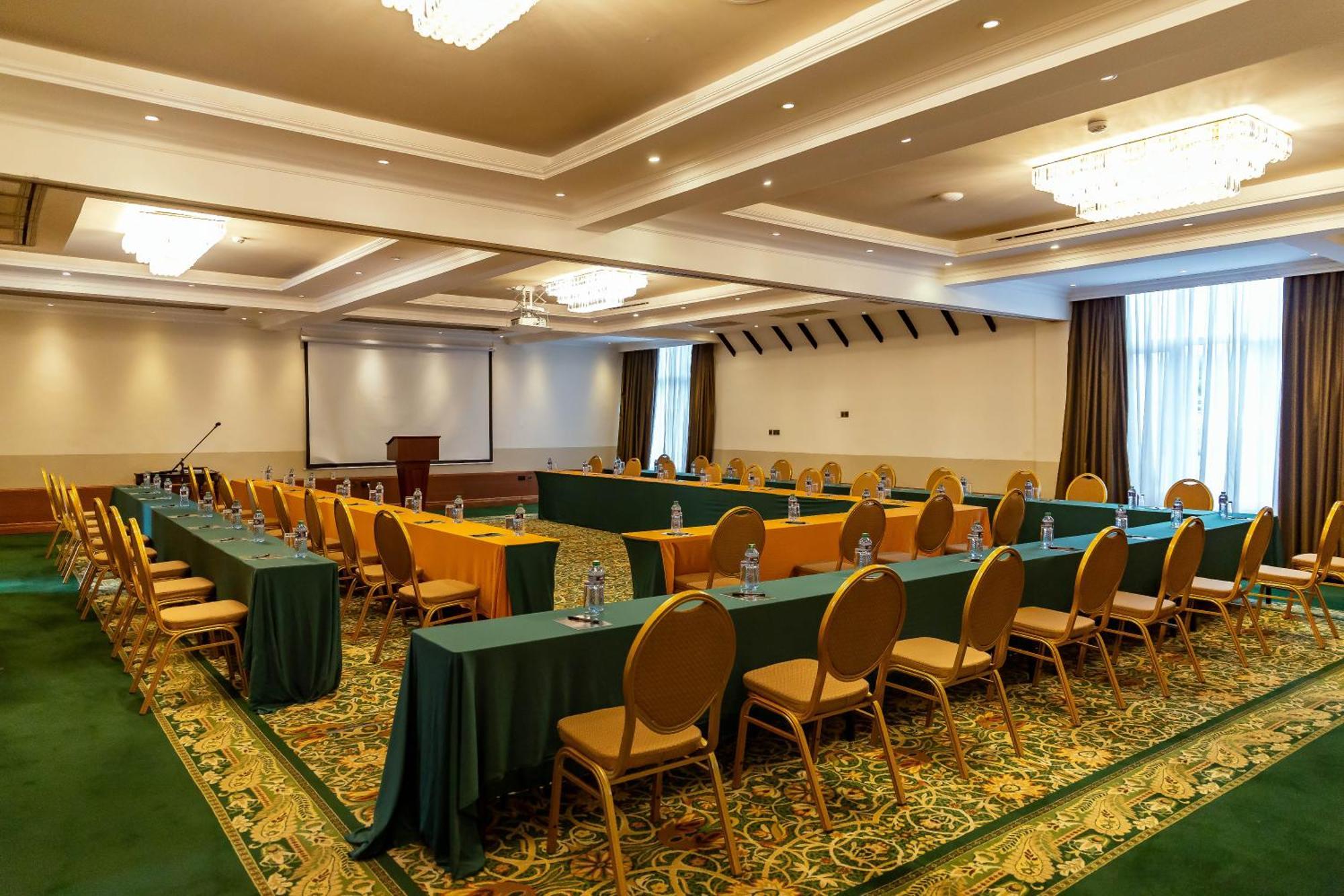 Midland Hotel Nakuru Ngoại thất bức ảnh